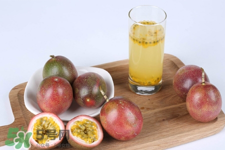 百香果泡水喝有什么好處？百香果泡水的功效作用