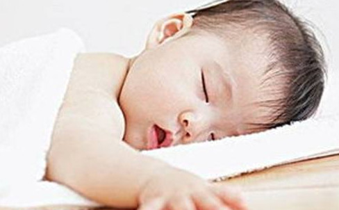孩子睡覺為什么打呼嚕？孩子睡覺打呼嚕是什么原因