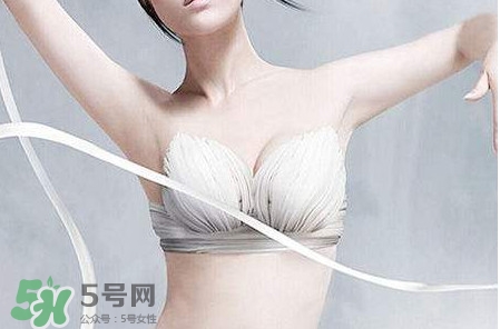 怎么樣能把乳房變大？怎么樣才能讓乳房大一些