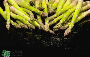 蘆筍花能吃嗎？蘆筍上面的花能吃嗎？