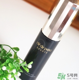 cpb粉底液和粉霜哪個(gè)好？cpb粉底液和粉霜區(qū)別