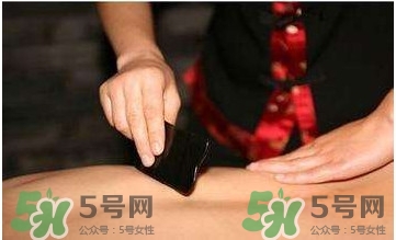刮痧板什么材質(zhì)的好？刮痧板什么樣的好
