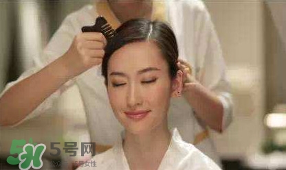 刮痧能治頸椎病嗎？頸椎病刮痧正確圖片