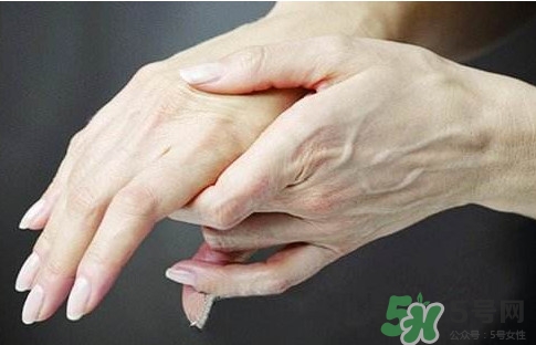 手腳發(fā)麻是缺鈣嗎？手腳發(fā)麻是不是缺鈣