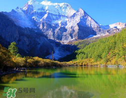 5月份去香格里拉穿什么？五月份去香格里拉穿什么衣服？