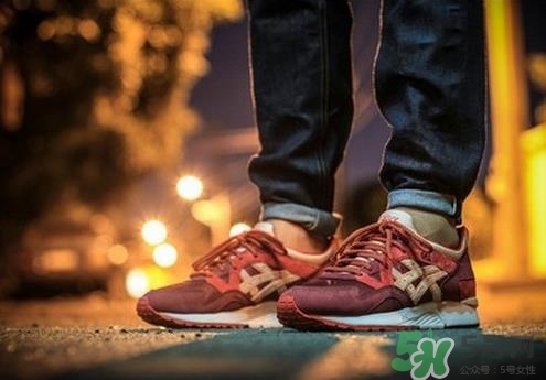 亞瑟士和耐克哪個好？asics和nike跑鞋哪個更好？
