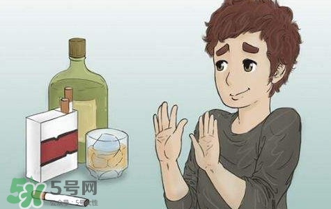 經(jīng)常胃痛會(huì)不會(huì)得胃癌？經(jīng)常胃痛會(huì)引起胃癌嗎