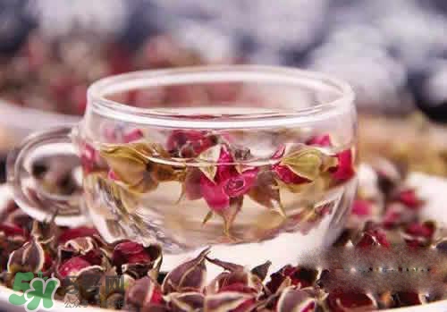 玫瑰水泡面膜怎么樣？玫瑰水怎么泡面膜？