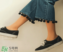 牛仔闊腿褲搭配什么鞋子？闊腿牛仔褲搭配什么鞋子好看？