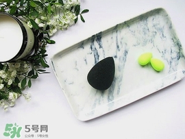 美妝蛋可以涂乳液?jiǎn)?？美妝蛋怎么涂水乳？