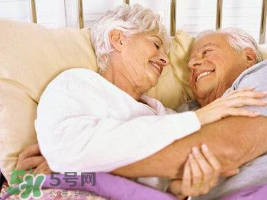 老年人還能性生活嗎？老年人的性生活需要注意什么？