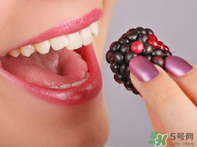 吃桑葚會(huì)拉黑便嗎？吃桑葚大便黑色怎么回事？