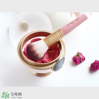 拉杜麗花瓣腮紅多少錢(qián) 拉杜麗花瓣腮紅專(zhuān)柜價(jià)格