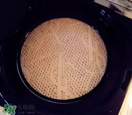 ysl蕾絲氣墊粉餅怎么用？ysl超模蕾絲氣墊粉餅使用方法