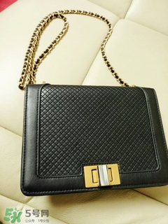 charles keith是什么牌子？屬于什么檔次