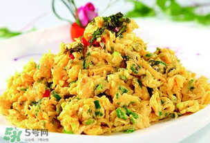 香椿可以炒鴨蛋嗎？香椿炒鴨蛋有什么好處？