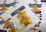 莫斯奇諾小熊t恤正品多少錢(qián)？moschino小熊短袖專(zhuān)柜價(jià)格