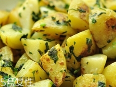 魚(yú)香菜的營(yíng)養(yǎng)價(jià)值_魚(yú)香菜的功效與作用及食用方法