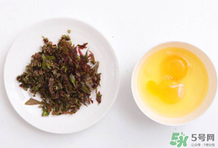 寶寶能吃香椿炒雞蛋嗎？一歲寶寶能吃香椿炒雞蛋嗎？