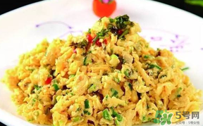 香椿炒雞蛋有什么營養(yǎng)？香椿炒雞蛋有什么功效？