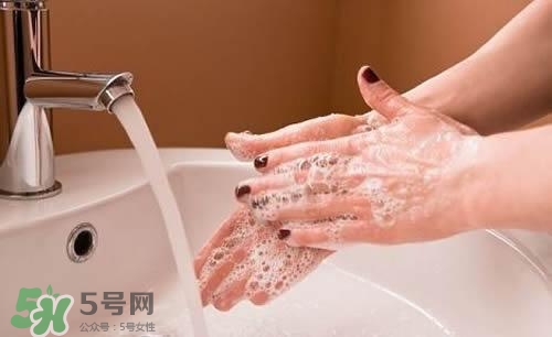 手膜做完要洗手嗎？手膜做完要不要洗手？