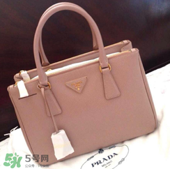 prada是哪個(gè)國(guó)家的品牌？prada普拉達(dá)是哪里的牌子？
