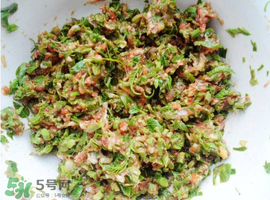 香椿和豬肉能一起吃嗎？香椿豬肉餃子餡兒的做法