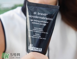 dr.brandt柏瑞特微晶磨砂膏怎么用？柏瑞特微晶磨砂膏用法