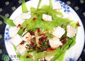 萵筍能和豆腐一起吃嗎？豆腐和萵筍可以一起吃嗎？