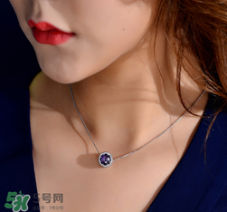 潘多拉項鏈?zhǔn)鞘裁床馁|(zhì)？pandora項鏈?zhǔn)倾y的嗎？