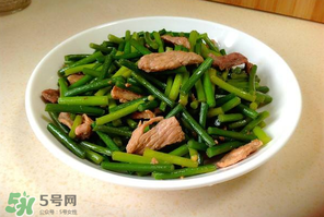 香椿和蒜苔能一起吃嗎？香椿蒜苔的做法