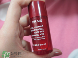 寵愛之名和dr.wu哪個(gè)好？ 寵愛之名和dr.wu對(duì)比