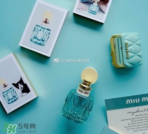 miu miu隨身鏡多少錢？miu miu限量隨身鏡價格上市時間