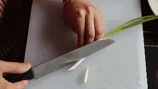 蒜苗怎么切？蒜苗如何切