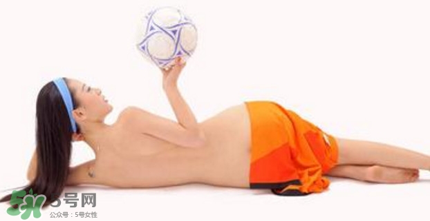 女生熬夜會平胸嗎？女生經(jīng)常熬夜的危害