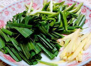 蒜苗是辛辣食物嗎？蒜苗屬于辛辣食物嗎