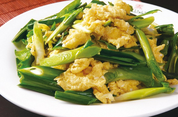 蒜苗是發(fā)物嗎？蒜苗是不是發(fā)物