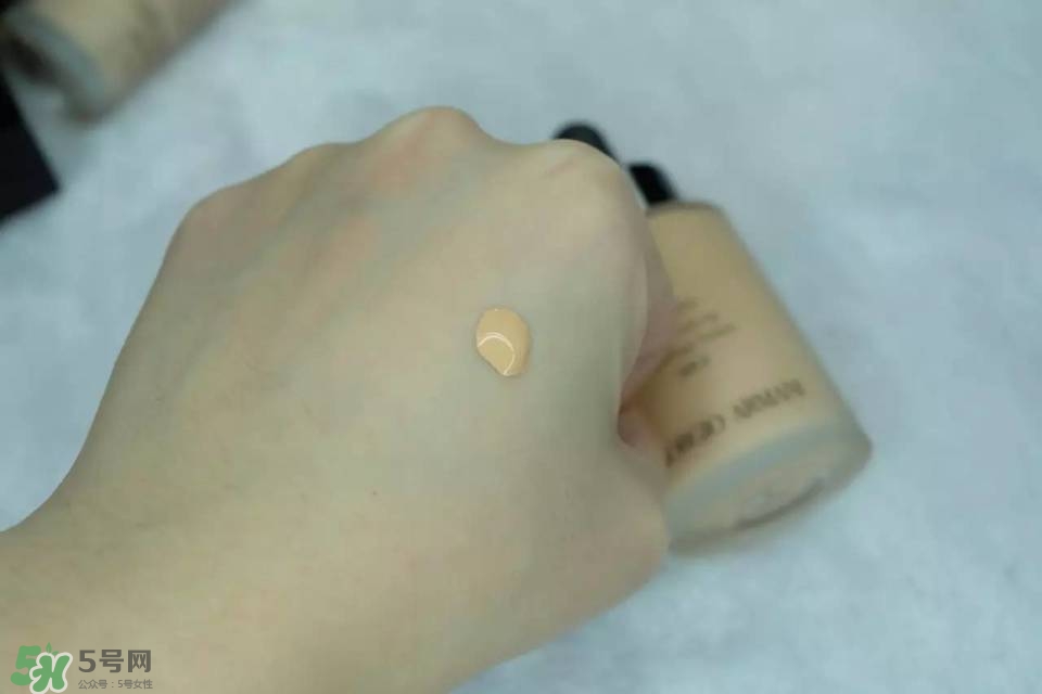 混合皮用什么粉底液？混合皮膚用什么粉底液比較好？