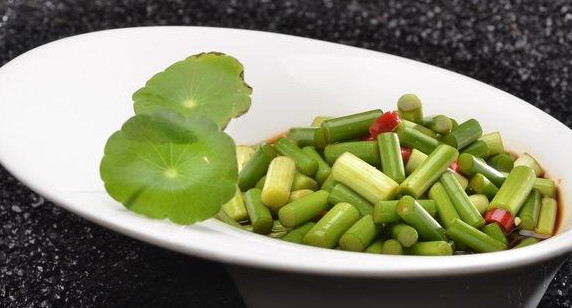 蒜苔怎么處理？蒜薹炒之前要怎么處理