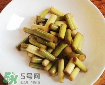 蒜苔怎么腌制好吃？蒜苔腌制方法