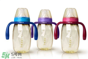 奶瓶能用洗潔精洗嗎？洗潔精能洗奶瓶嗎？