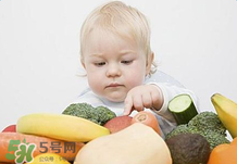 寶寶輔食要加鹽嗎？寶寶輔食能不能加鹽？
