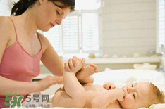 嬰兒濕巾哪種好？嬰兒濕巾哪個(gè)牌子好？