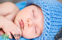 怎么樣給寶寶清理鼻腔？給寶寶清理鼻腔要注意什么？