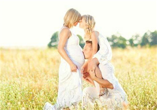 孕婦怎么樣選擇合適的鞋子？孕婦鞋穿什么樣的比較好？