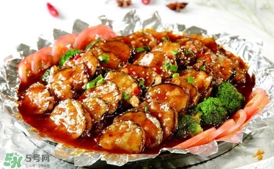 如何炒茄子不黑？怎么炒茄子不黑