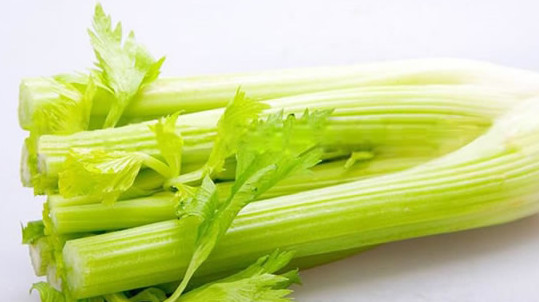 西芹是芹菜嗎？西芹和芹菜的區(qū)別