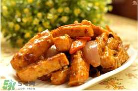 洋蔥和豆腐能一起吃嗎？洋蔥和豆腐可以一起吃嗎？