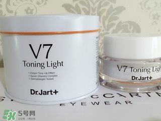 蒂佳婷素顏霜孕婦可以用嗎？v7素顏霜孕婦可以用嗎