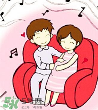 孕婦摸肚子對(duì)胎兒有什么危害嗎？孕婦摸肚子的正確方法？